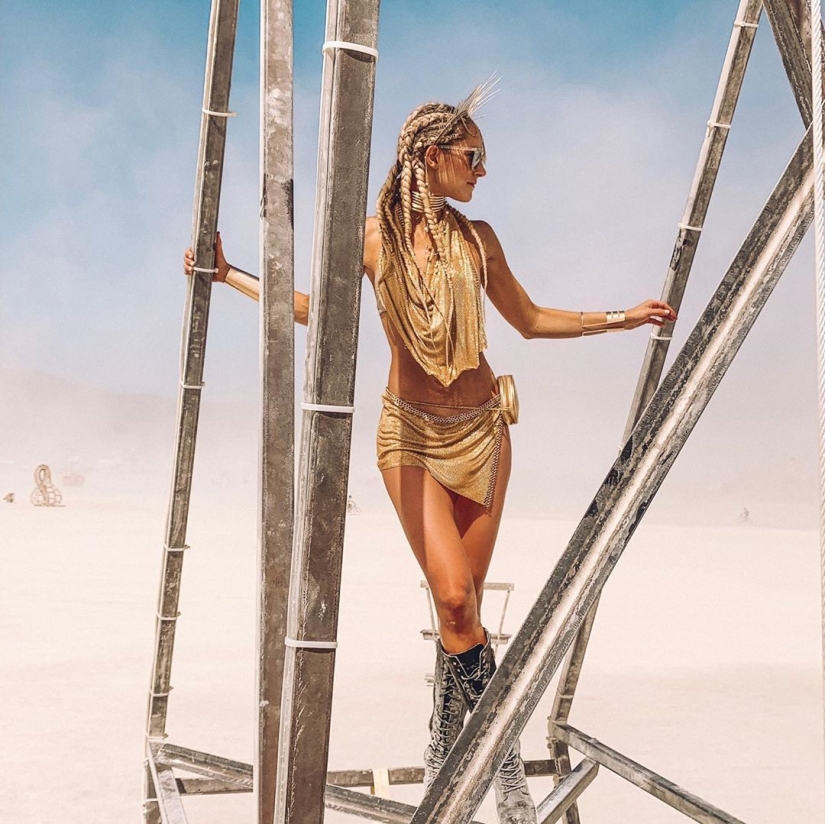 35 photos of hot girls from the equally hot Burning Man festival-2019 35 photos of hot girls from the equally hot Burning Man festival-2019
