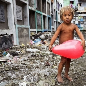 38 incredible portraits showing how different the lives of children from different countries of the world are