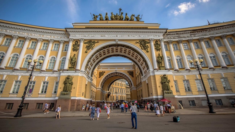6 magnificent triumphal arches of Russia 6 magnificent triumphal arches of Russia