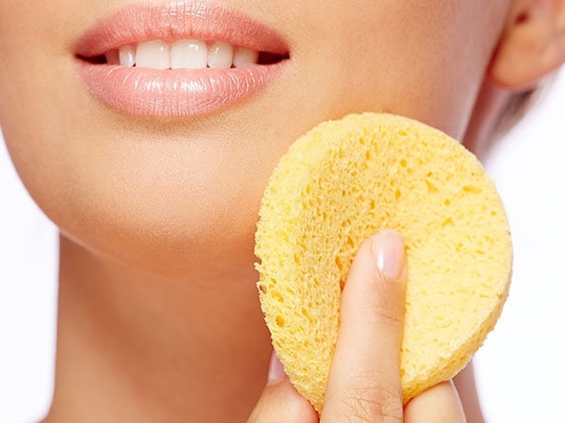 7 anti-reglas: ¡nunca te laves la cara así! 7 anti-reglas: ¡nunca te laves la cara así!