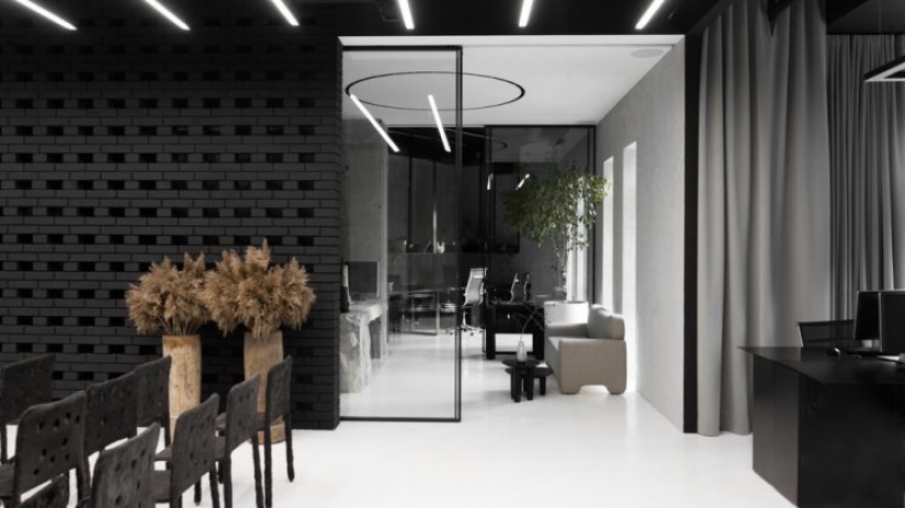 7 Best Black Brick House Ideas: The New Trend of 2022