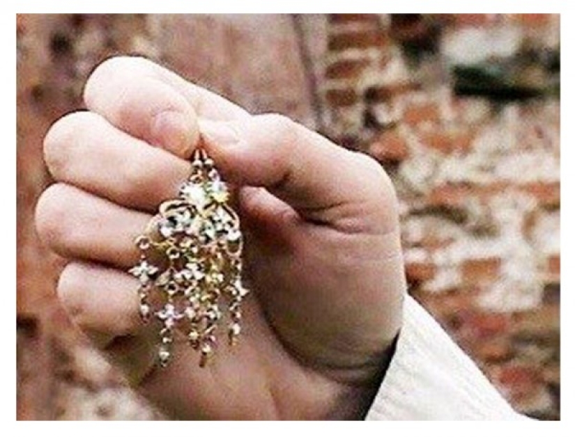 7 cursed jewels that brought misfortune to the owners