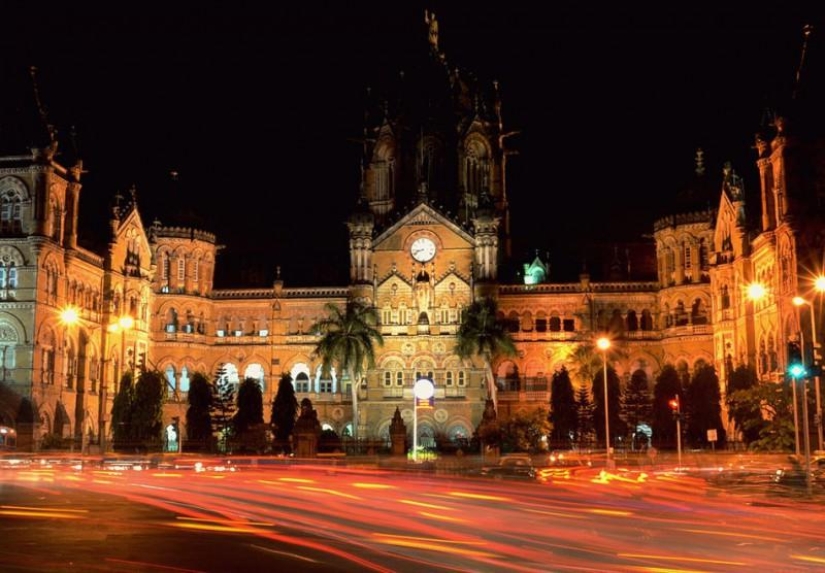 7 estaciones de tren donde no es una pena esperar trenes durante varias horas