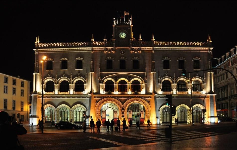 7 estaciones de tren donde no es una pena esperar trenes durante varias horas