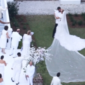 7 Famous Couples Who Secretly Got Married