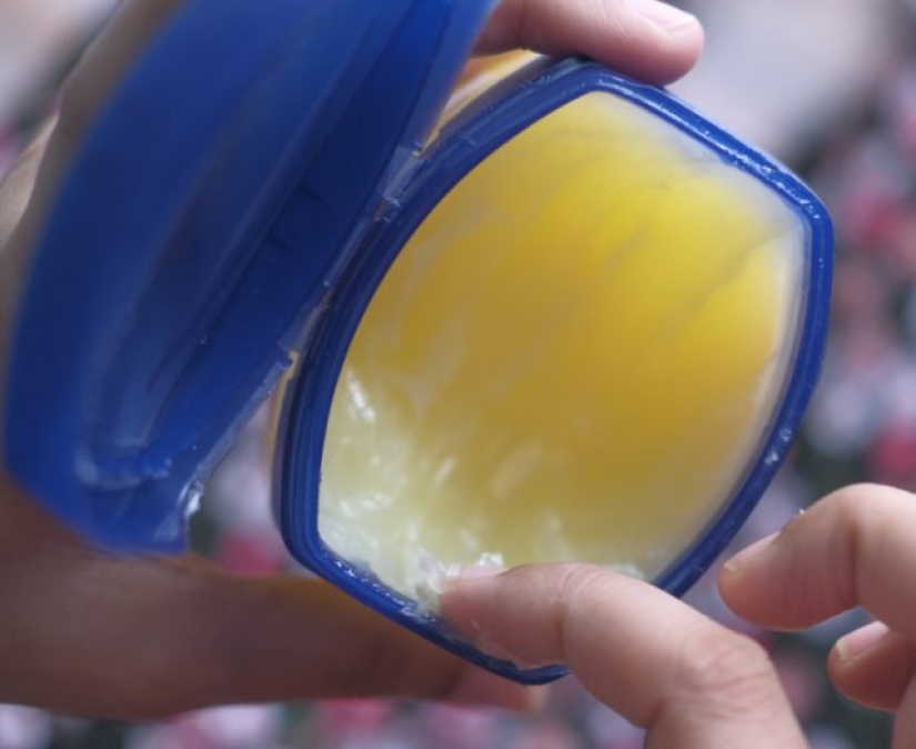 7 formas de hacer que tus uñas sean más fuertes y largas