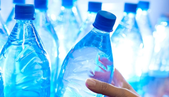 7 reasons to never drink bottled water again