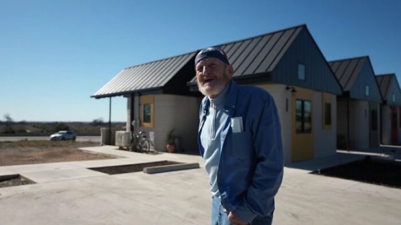 70-year-old homeless man becomes the first person to live in a 3D-printed house