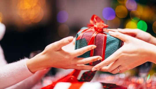 8 ideas of original gifts for the New Year for friends and family