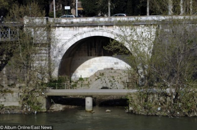 8 modern things that actually existed long before us