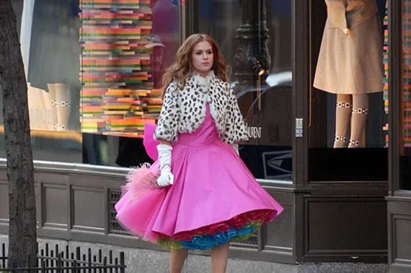 8 movies with unforgettable costumes