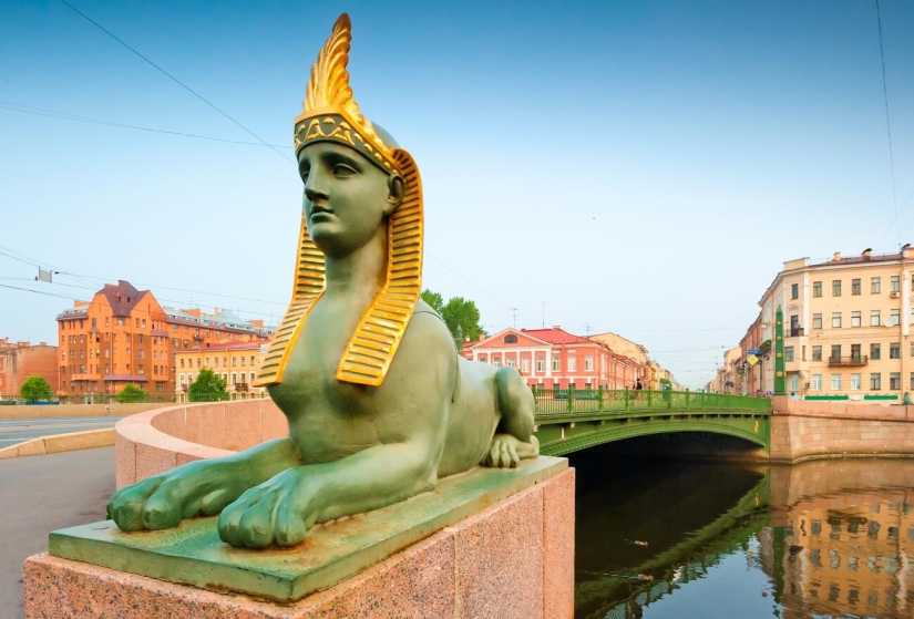 8 puentes más bellos de San Petersburgo