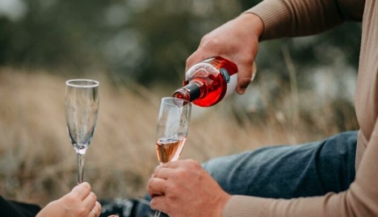 8 women share the best hacks that make life easier as you get older