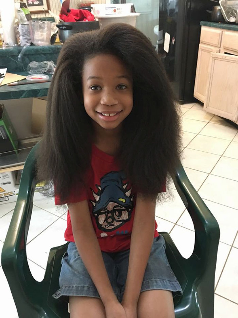 8-year-old boy grew his hair for 2 years to make wigs for children with cancer