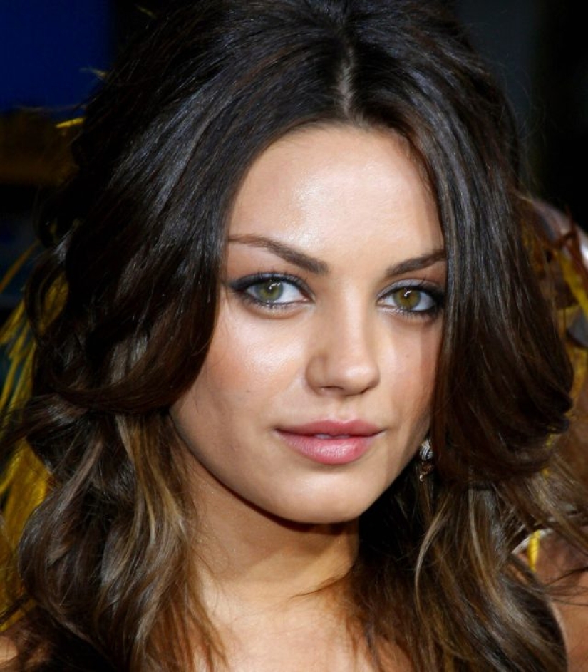 9 celebrities with unique body parts