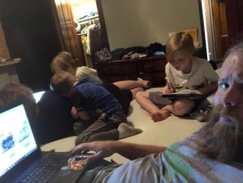 9 photos that show what it really means to be a parent