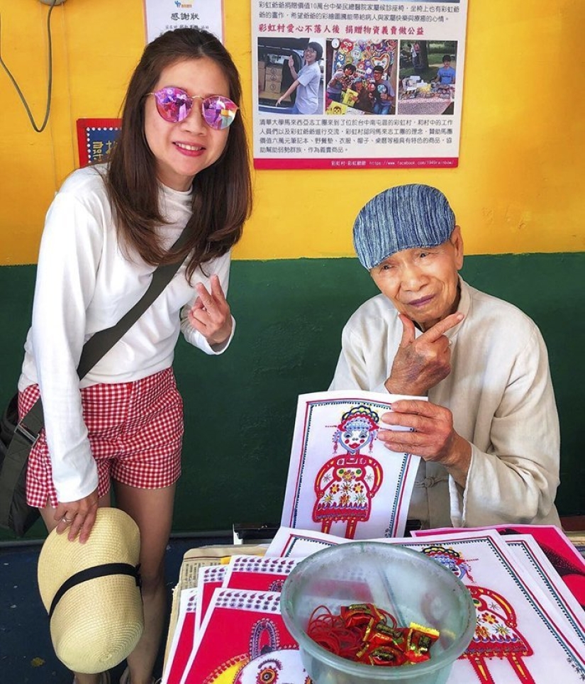 96-year-old Taiwanese saved the village from demolition, turning it into a rainbow attraction