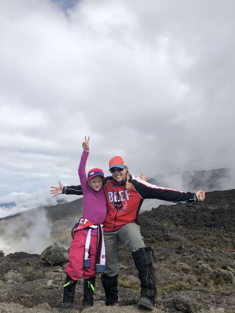 A 7-year-old girl became the youngest conqueror of Kilimanjaro in honor of her late father A 7-year-old girl became the youngest conqueror of Kilimanjaro in honor of her late father