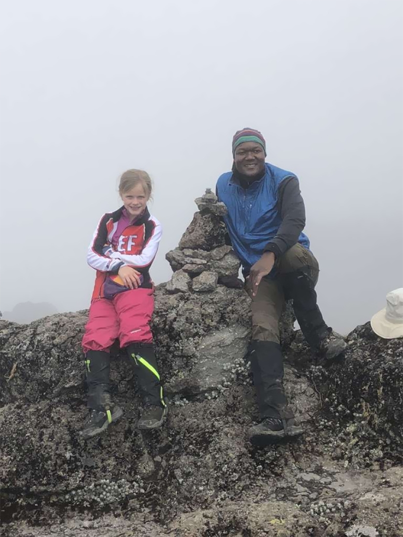 A 7-year-old girl became the youngest conqueror of Kilimanjaro in honor of her late father A 7-year-old girl became the youngest conqueror of Kilimanjaro in honor of her late father