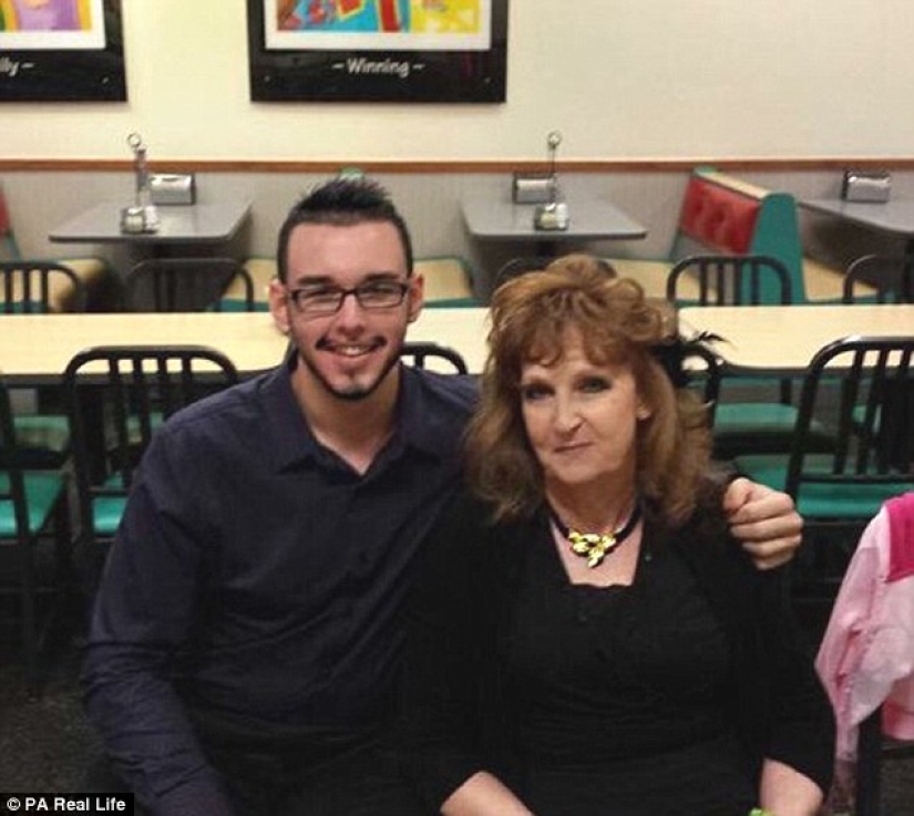 A 71-year-old American woman met a 17-year-old guy at her son's funeral and married him