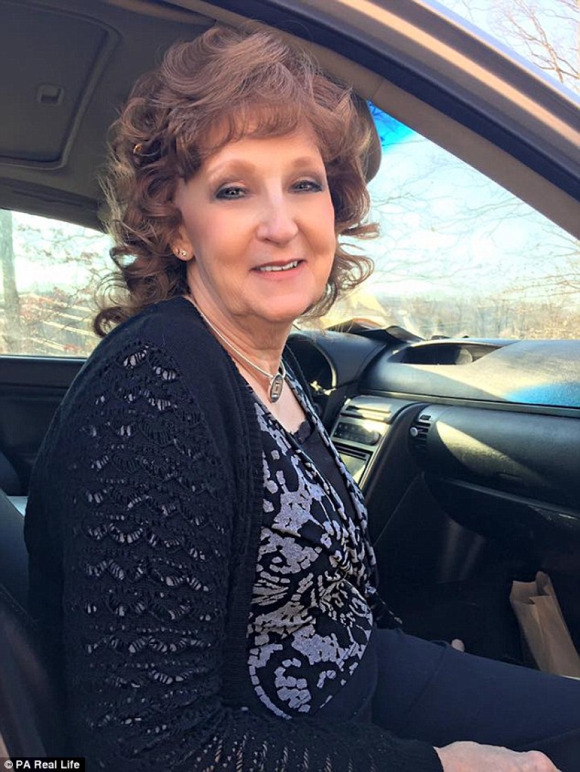 A 71-year-old American woman met a 17-year-old guy at her son's funeral and married him