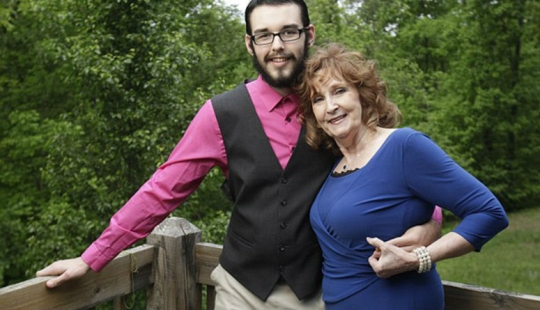 A 71-year-old American woman met a 17-year-old guy at her son's funeral and married him