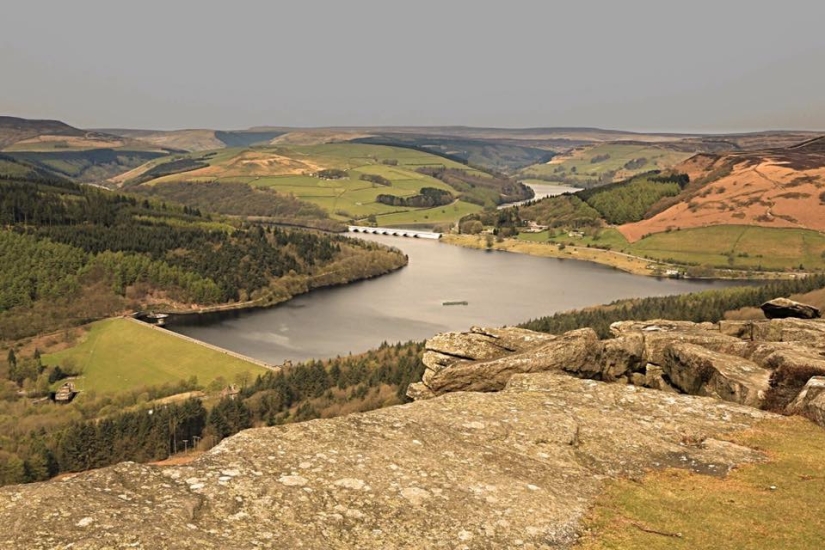 A blind veteran from Britain takes pictures of landscapes, and he's damn good at it