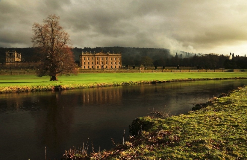A blind veteran from Britain takes pictures of landscapes, and he's damn good at it