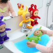 A blogger from Korea bought a five-story house for 500 million. And she's only 6 years old