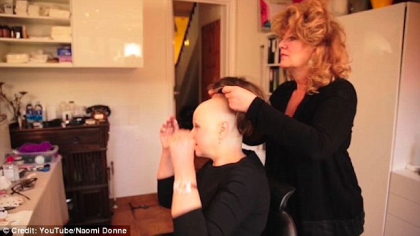 A British woman dying of cancer had a beautiful make-up and shooting done a couple of weeks before her death A British woman dying of cancer had a beautiful make-up and shooting done a couple of weeks before her death