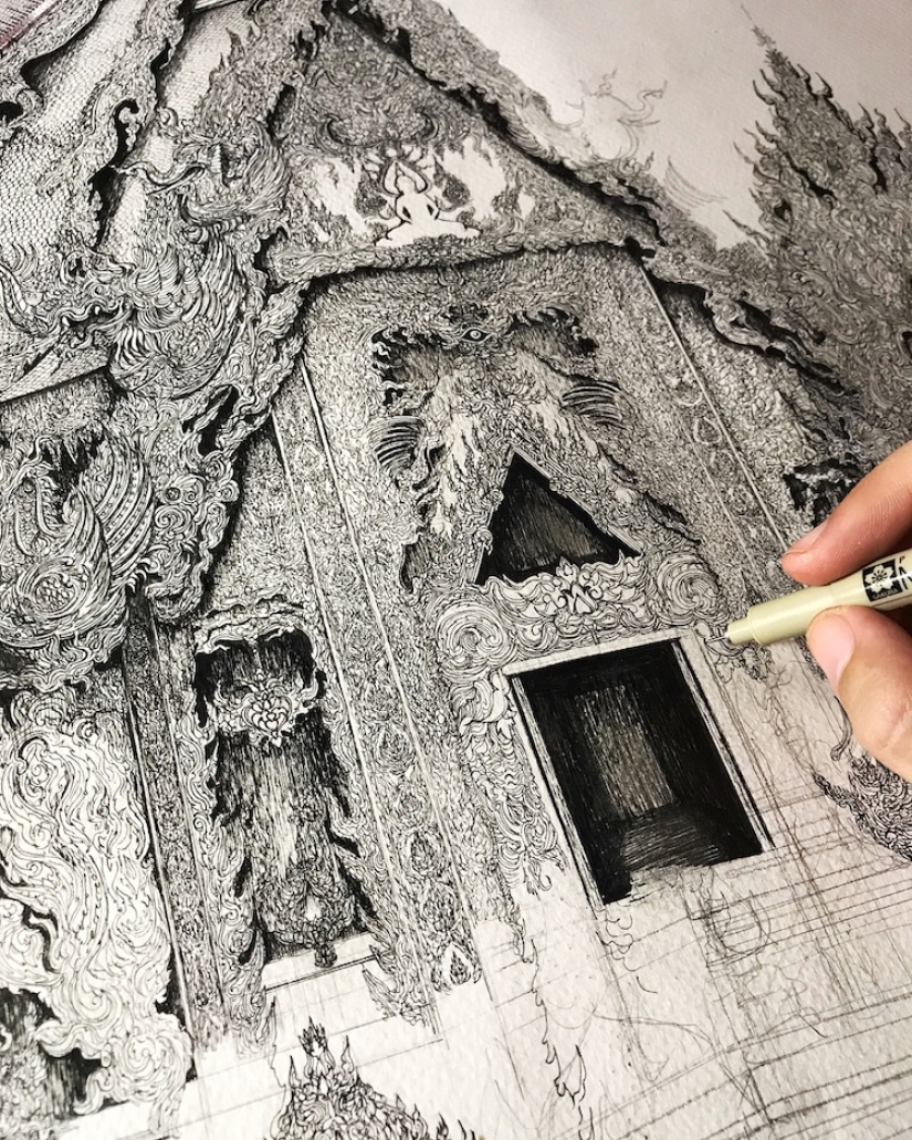 A charming girl from Japan draws architecture, and it's - wow!