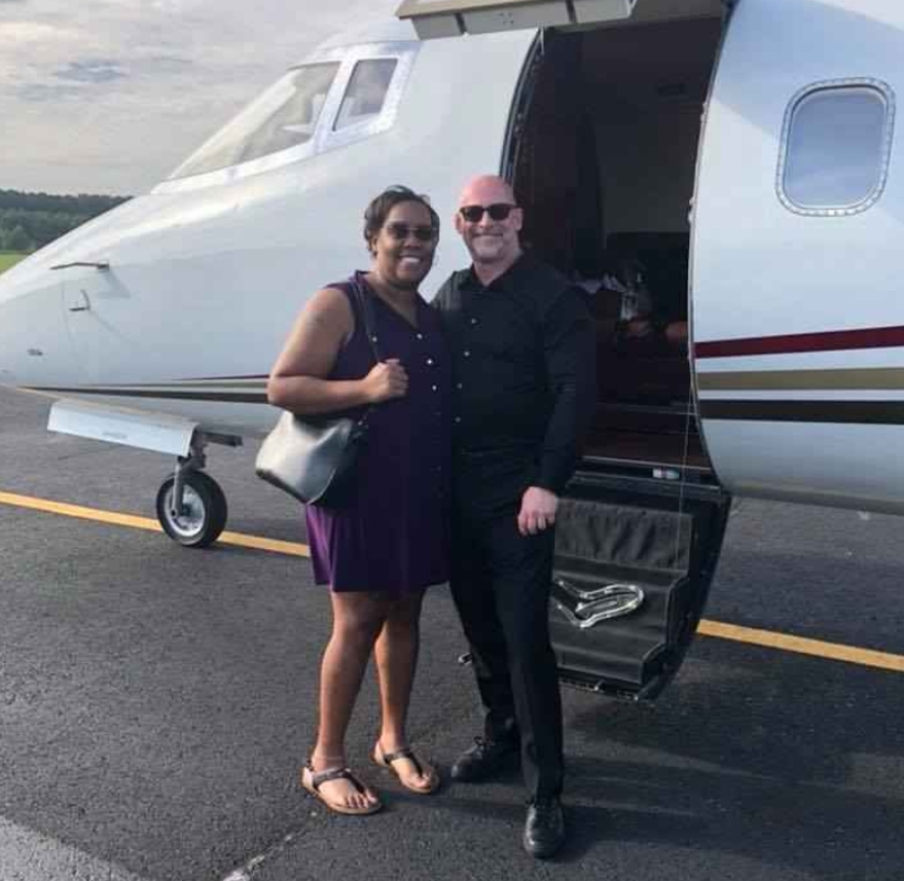 A couple from the USA lived in luxury at the expense of the authorities, but the scammers were given away by bragging in social networks A couple from the USA lived in luxury at the expense of the authorities, but the scammers were given away by bragging in social networks