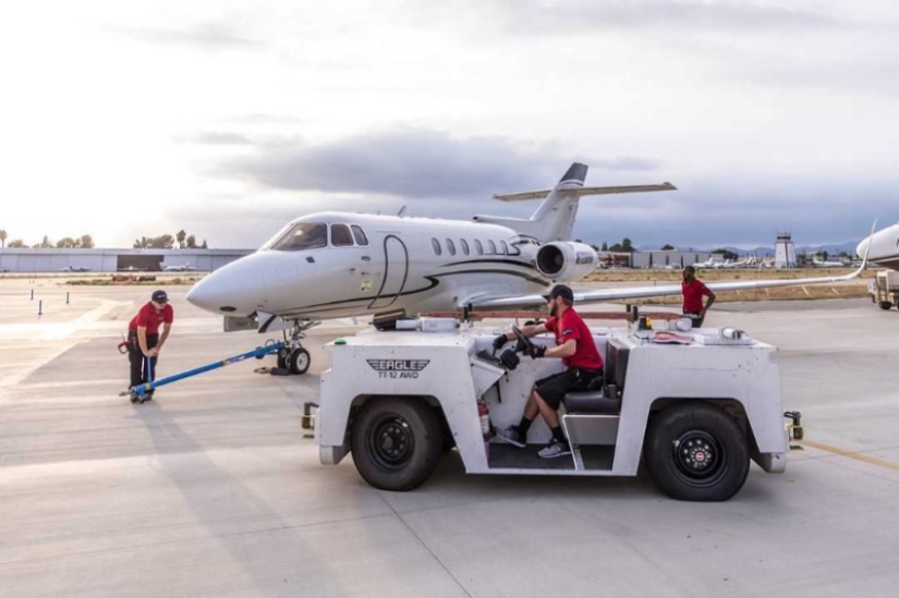 A couple from the USA lived in luxury at the expense of the authorities, but the scammers were given away by bragging in social networks A couple from the USA lived in luxury at the expense of the authorities, but the scammers were given away by bragging in social networks