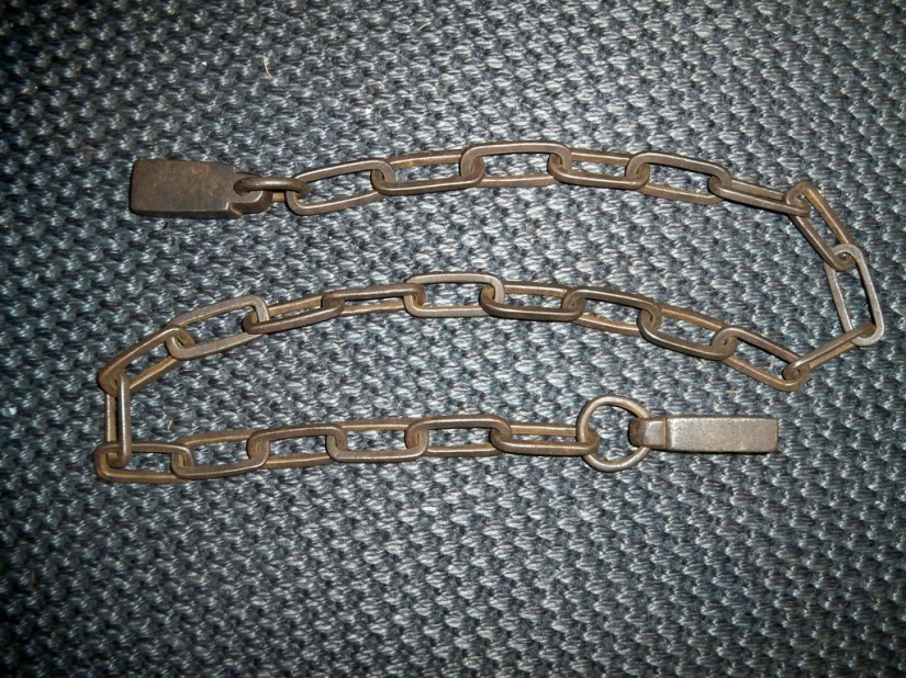 A deadly and beautiful weapon from the ninja arsenal