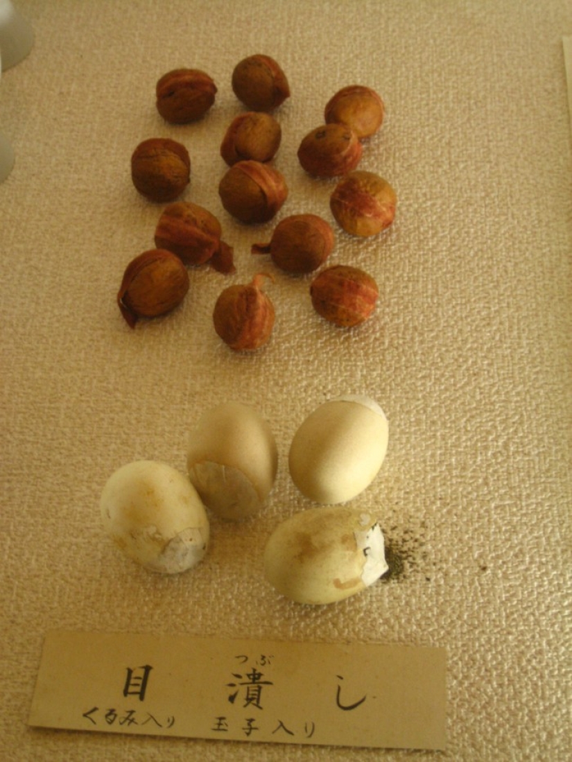 A deadly and beautiful weapon from the ninja arsenal