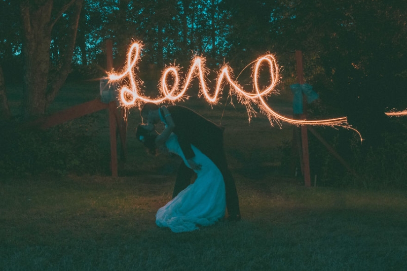 A deep kiss in travel: the story of a long-distance relationship with a happy ending