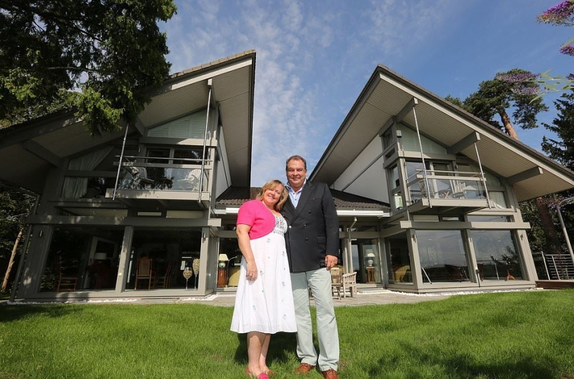 A designer mansion and a luxury car for just 2 thousand rubles? And why not!