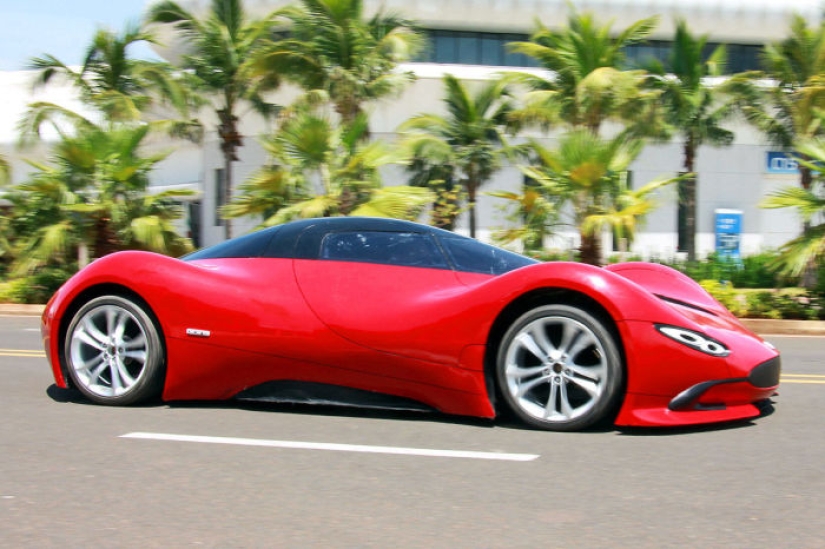 A dream with his own hands: a Chinese man independently created a supercar