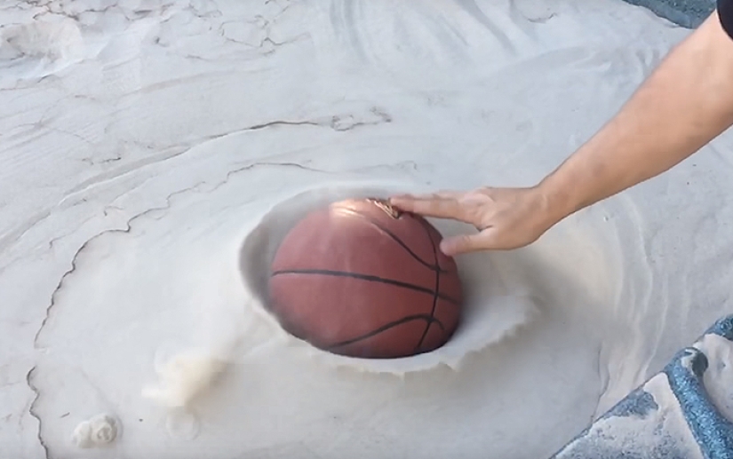 A former NASA engineer made a Jacuzzi where he turned sand into liquid
