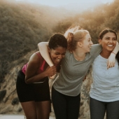 A friend in trouble will not leave: three friends for whom their communication is more expensive than relationships with their husbands