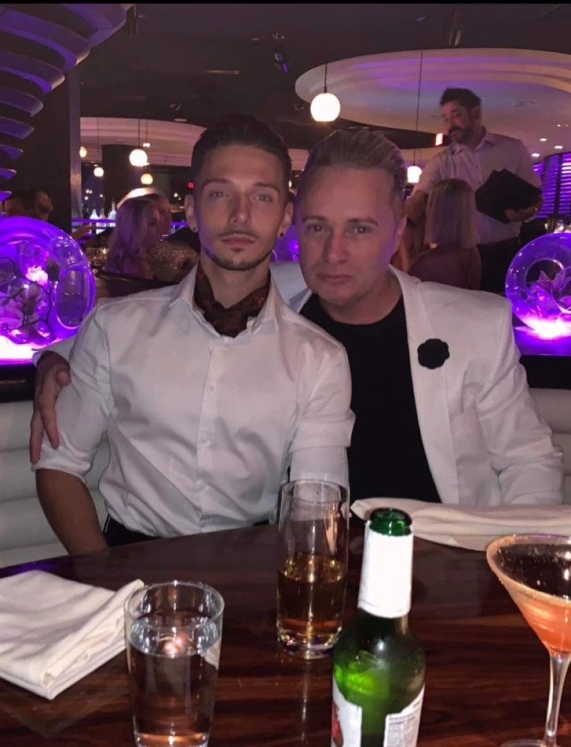 A gay father has fallen in love with his daughter's ex-boyfriend and wants to have children with him