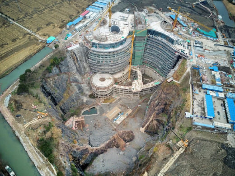 A luxury 18-storey spa hotel in an abandoned quarry will open in China