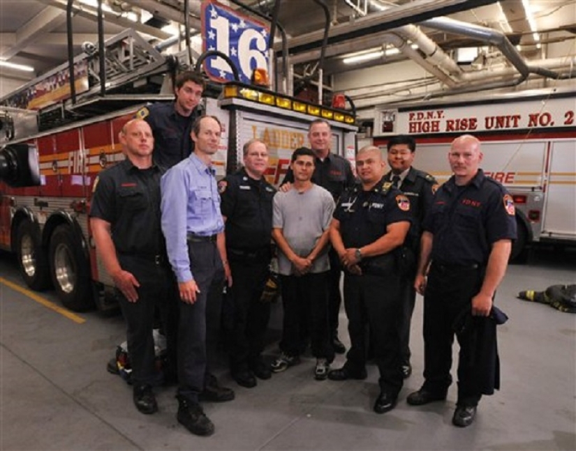 A man who survived a fall from the 47th floor is still not afraid of heights