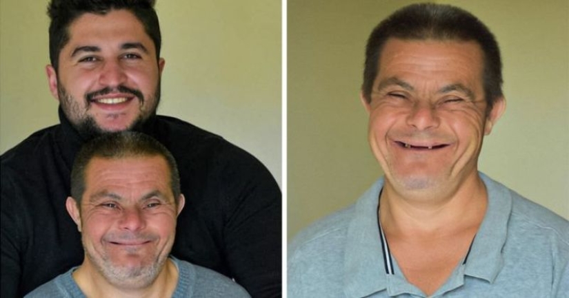 A man with Down syndrome became a father and is now proud of his doctor son