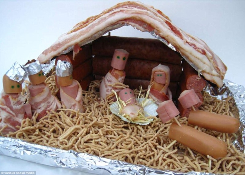 A nativity scene with sausages: a traditional scene in an unconventional performance A nativity scene with sausages: a traditional scene in an unconventional performance
