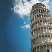 A pair of kidneys for two: an Italian married a nurse who saved his life