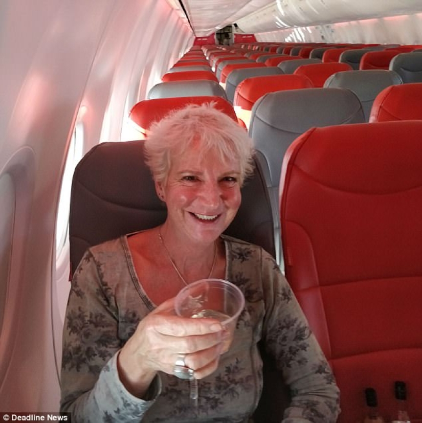 A passenger for 3,500 rubles flew alone in an 189-seat airliner