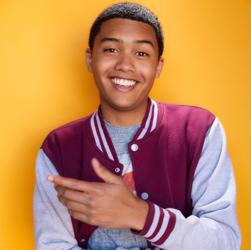 "A second of glory": the extras actor posted footage from films with his participation, and it seems he was everywhere