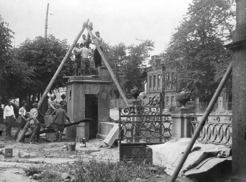 A selection of old photos of St. Petersburg A selection of old photos of St. Petersburg