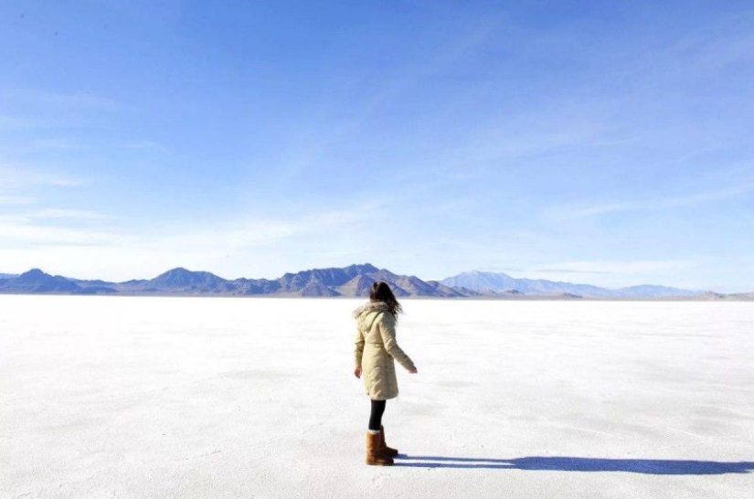 A startup has opened a vacancy for a traveler-a tester of author's tours